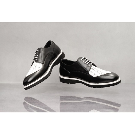 FW24 Helmi Black White.jpeg