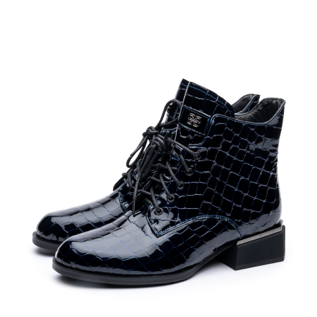 FW25 Siiri Navy 1.png
